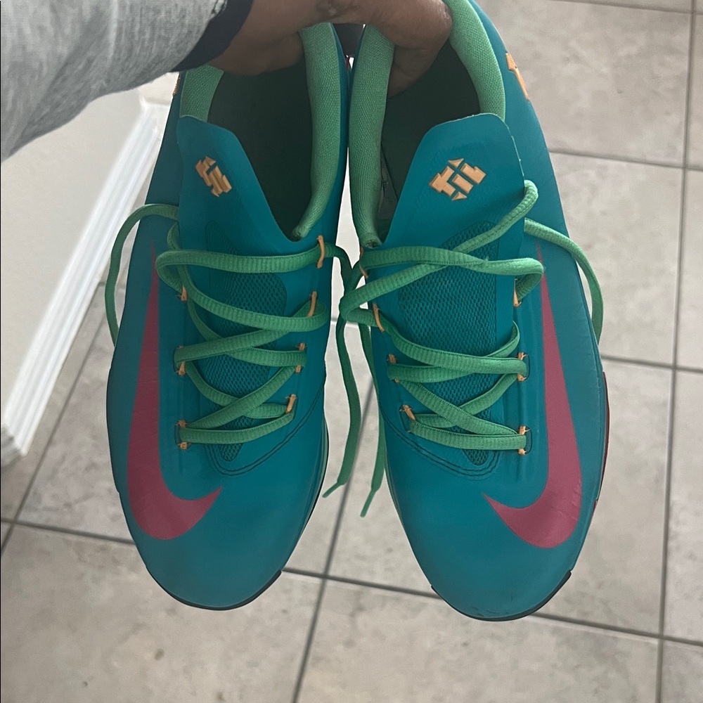 Retro KD 6 Nike x Kevin Durant Sneakers